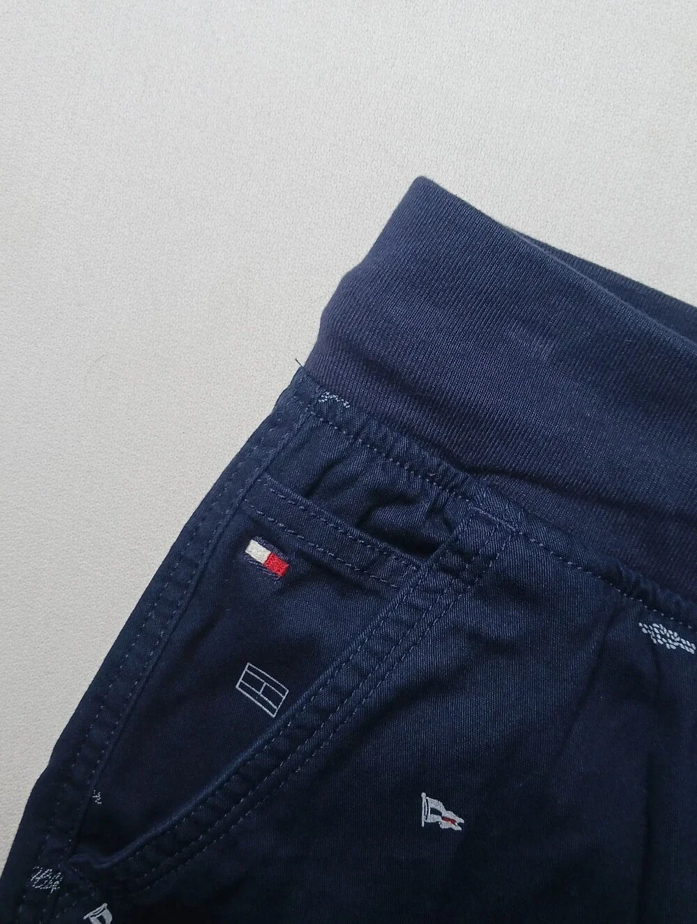 Tommy Hilfiger Boys Pull On Bermuda Shorts XL Navy Blue All Over Print Logo